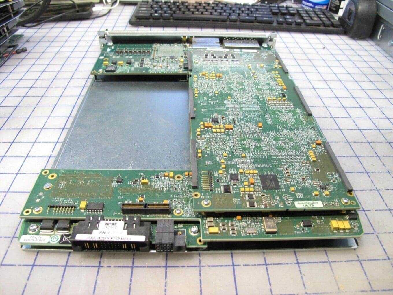 IXIA FCMGXM4S-01, 4-Port Fibre Chnl Load Module, with 2Gbps, 4Gbps, 8Gbps, SFP+