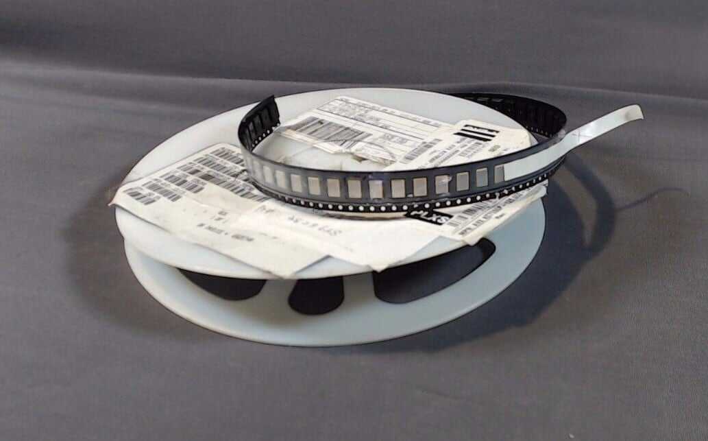 AVX 125MHz XO LVDS Oscillator 2.5V Standby 6-SMD, KC7050P125.000L20E00 QTY:150