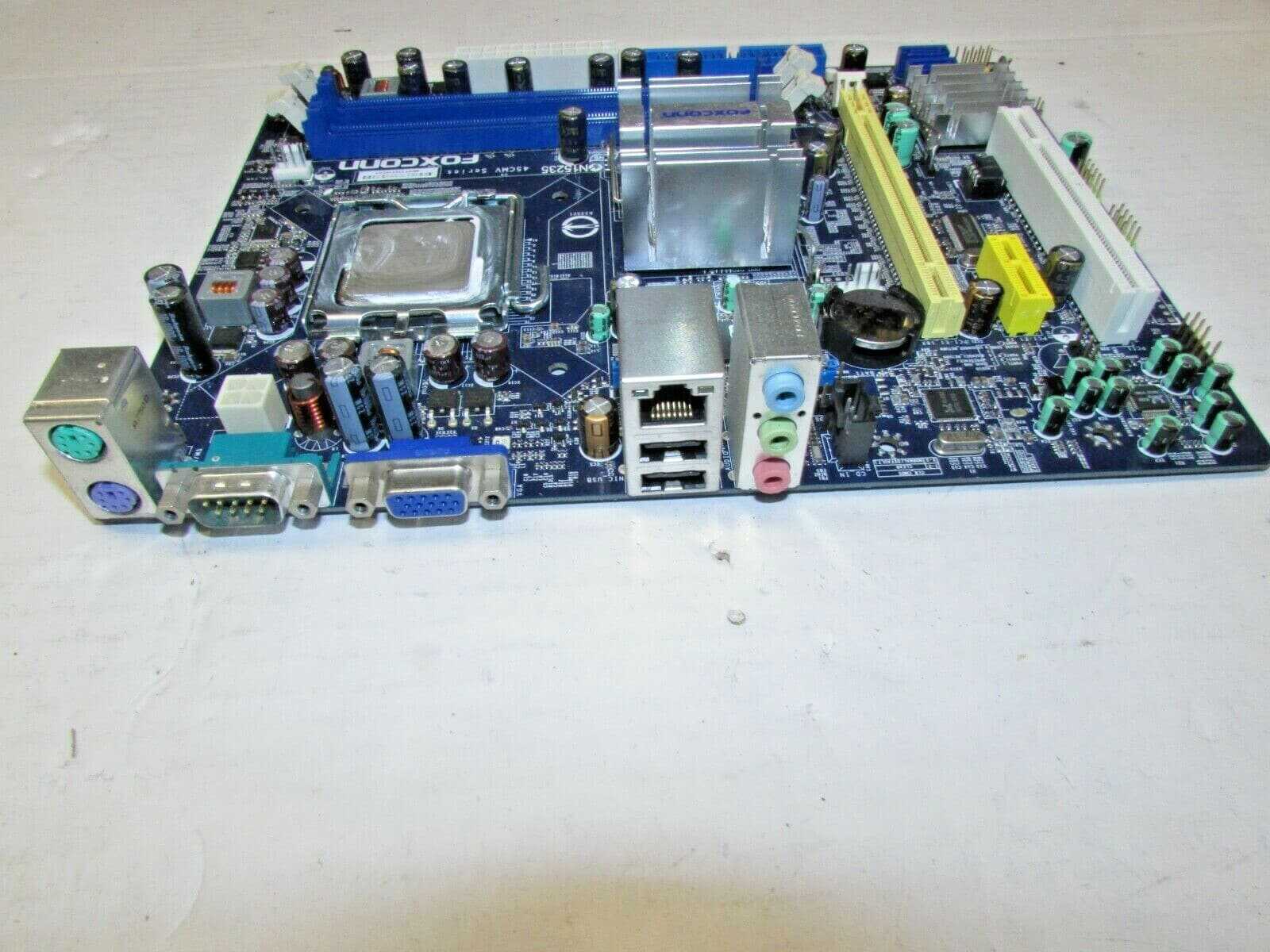 FOXCONN 45CMV, MPBF1101140-01 LGA775 LOW POWER MOTHERBOARD + 3.0 GHZ PENTIUM 4