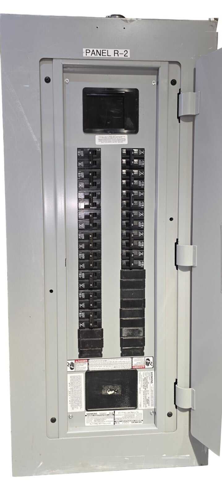 Siemens P1X42MC250AT Panelboard 250A 208V 3Ø w/15 B230 30A 2-Pole Breakers