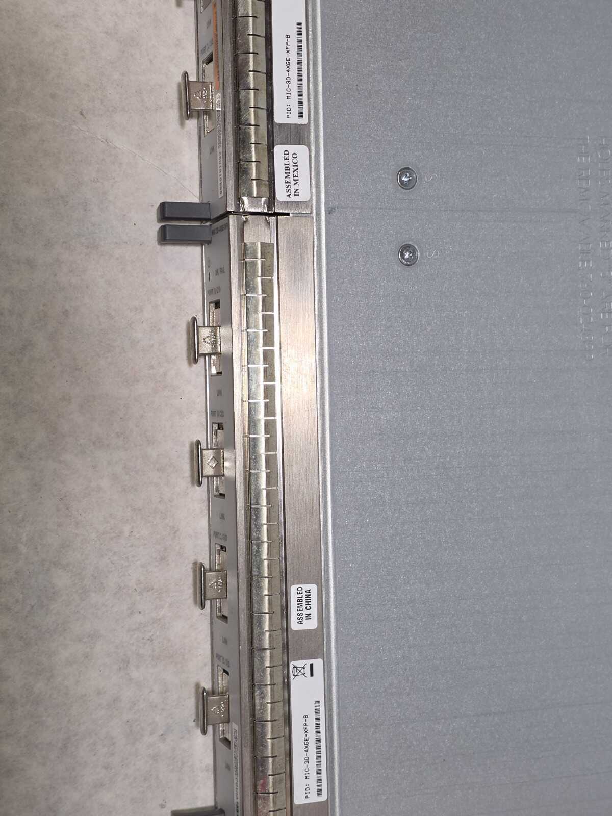 Juniper MX-MPC2-3D Line Card 2x MIC-3D-4XGE-XFP-B 8x 10GbE XFP MX240 MX480 MX960