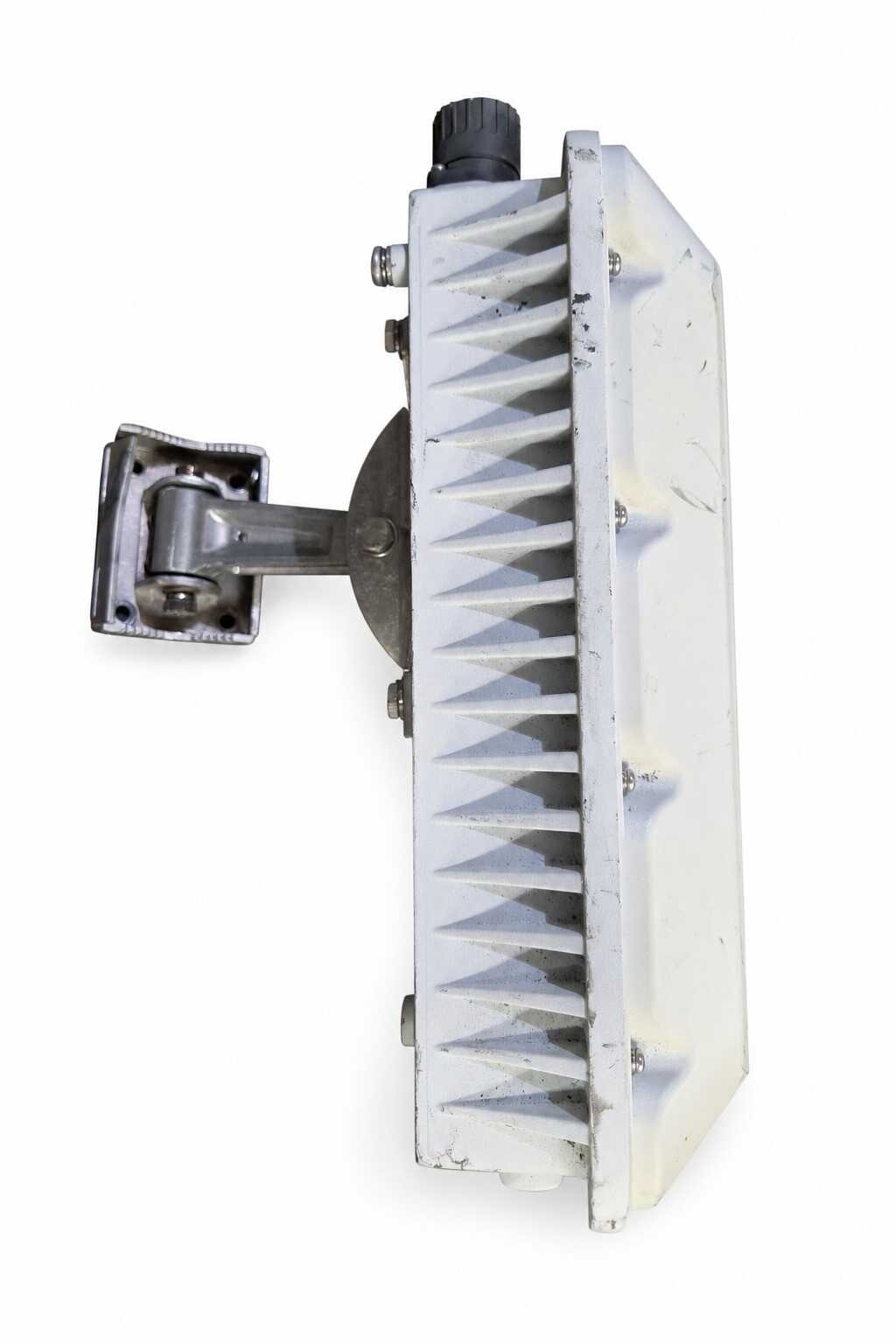 Ruckus T750SE Outdoor Wi-Fi 6 Access Point 4x4:4 Sector 901-T750-US51 w/ Mount